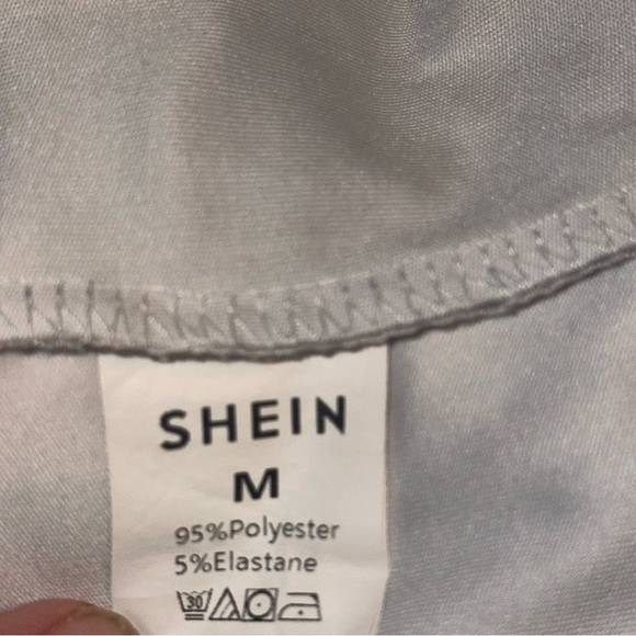 Shein black and white plaid pants - Picture 3 of 3